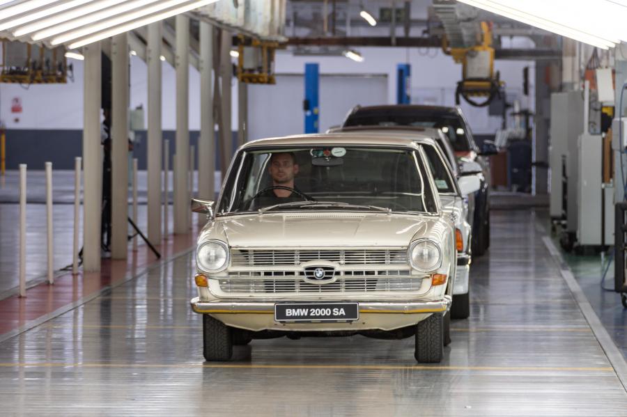 Детали создания BMW 530 MLE (E12) 1976 года  (ZA) (фото 51 из 95)